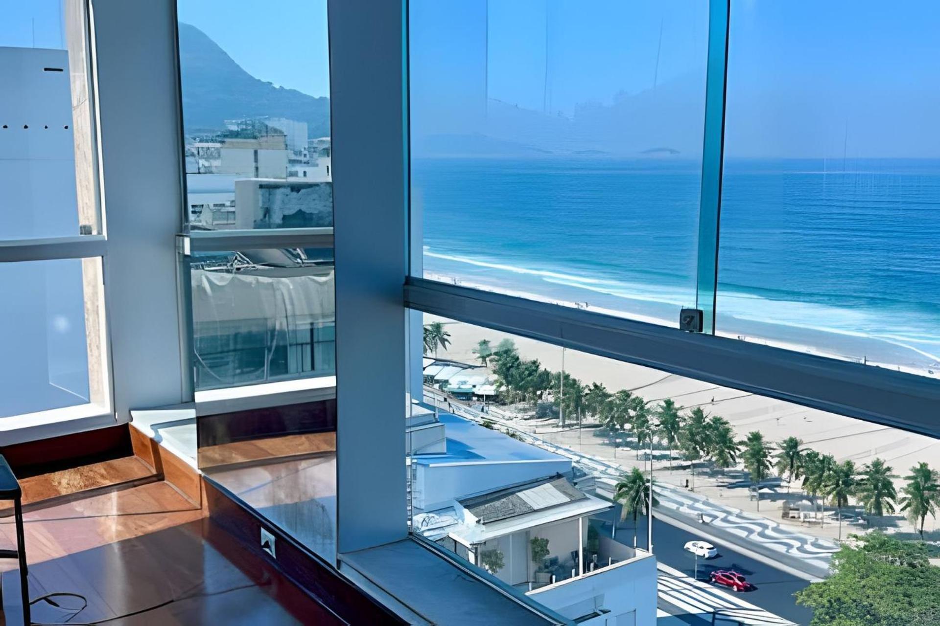 Hr.360 - Cobertura Com Piscina E 5 Alugar Em Copacabana *